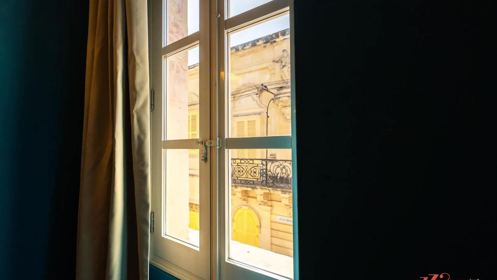Mosta Stays By Zzzing