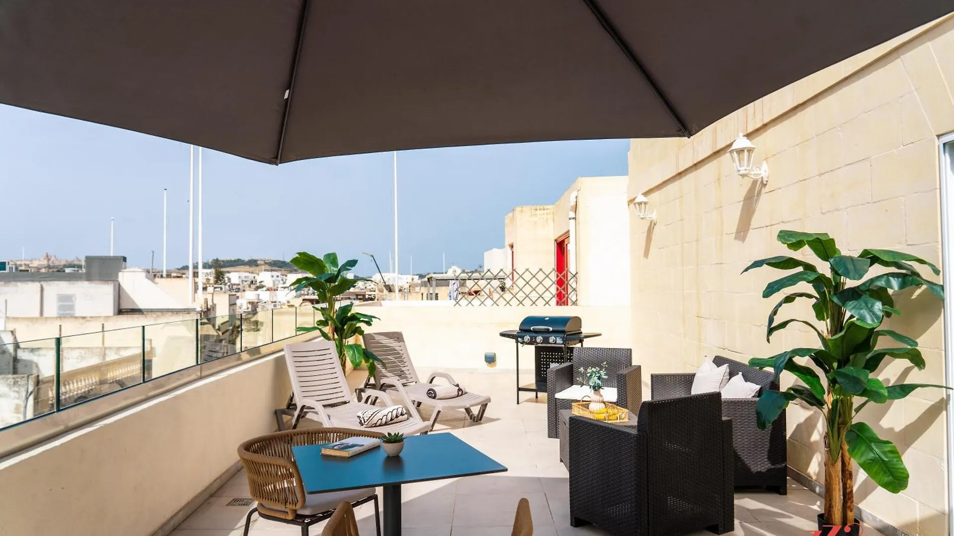 Mosta Stays By Zzzing Malta