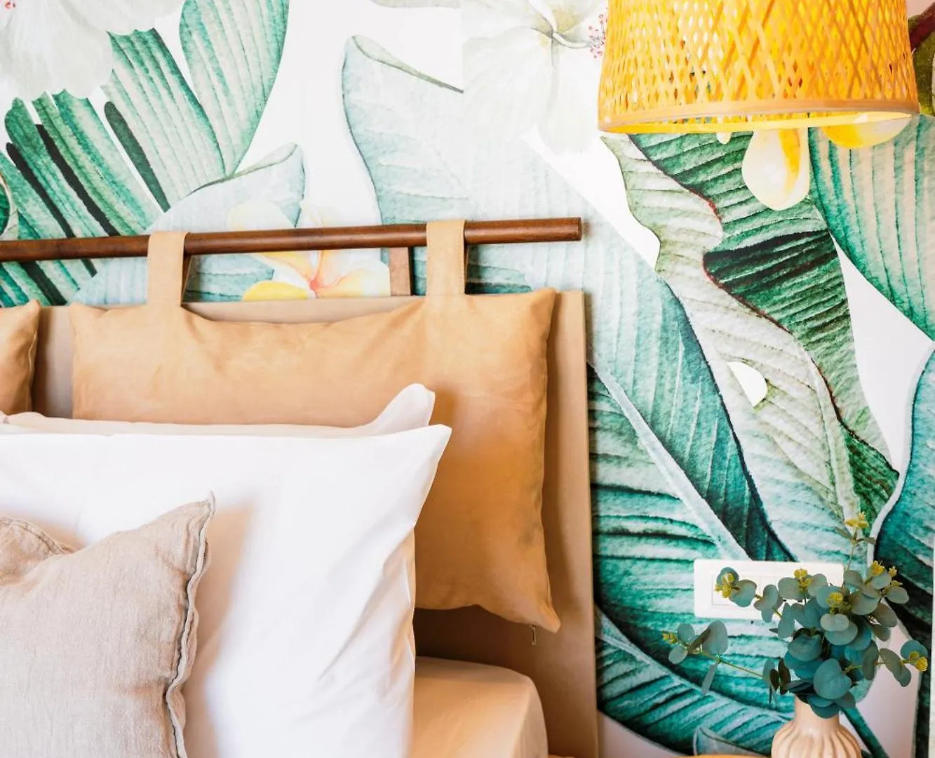 Mosta Stays By Zzzing Guest house