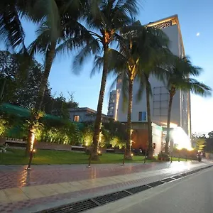 empyrean-hotel.hotels-in-dhaka.com/
