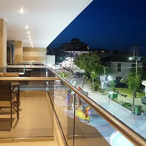 Ελέγξτε τη διαθεσιμότητα